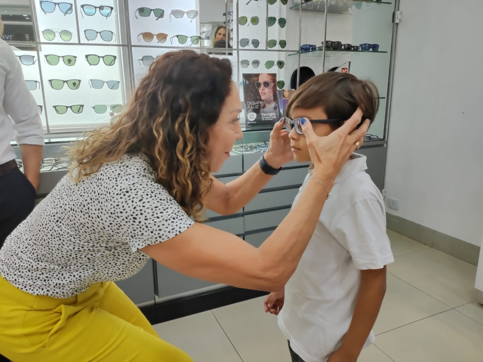 Fundo Social inicia entrega de óculos do Projeto Visão do Futuro
